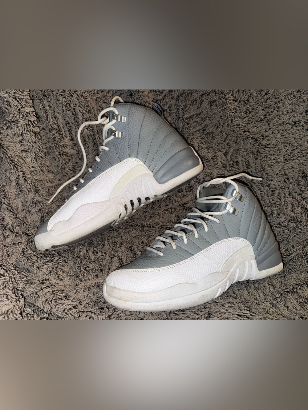 Nike Air Jordan 12 Retro GS Grey White Kids Size 7Y / 8.5 Womens - 153265-015